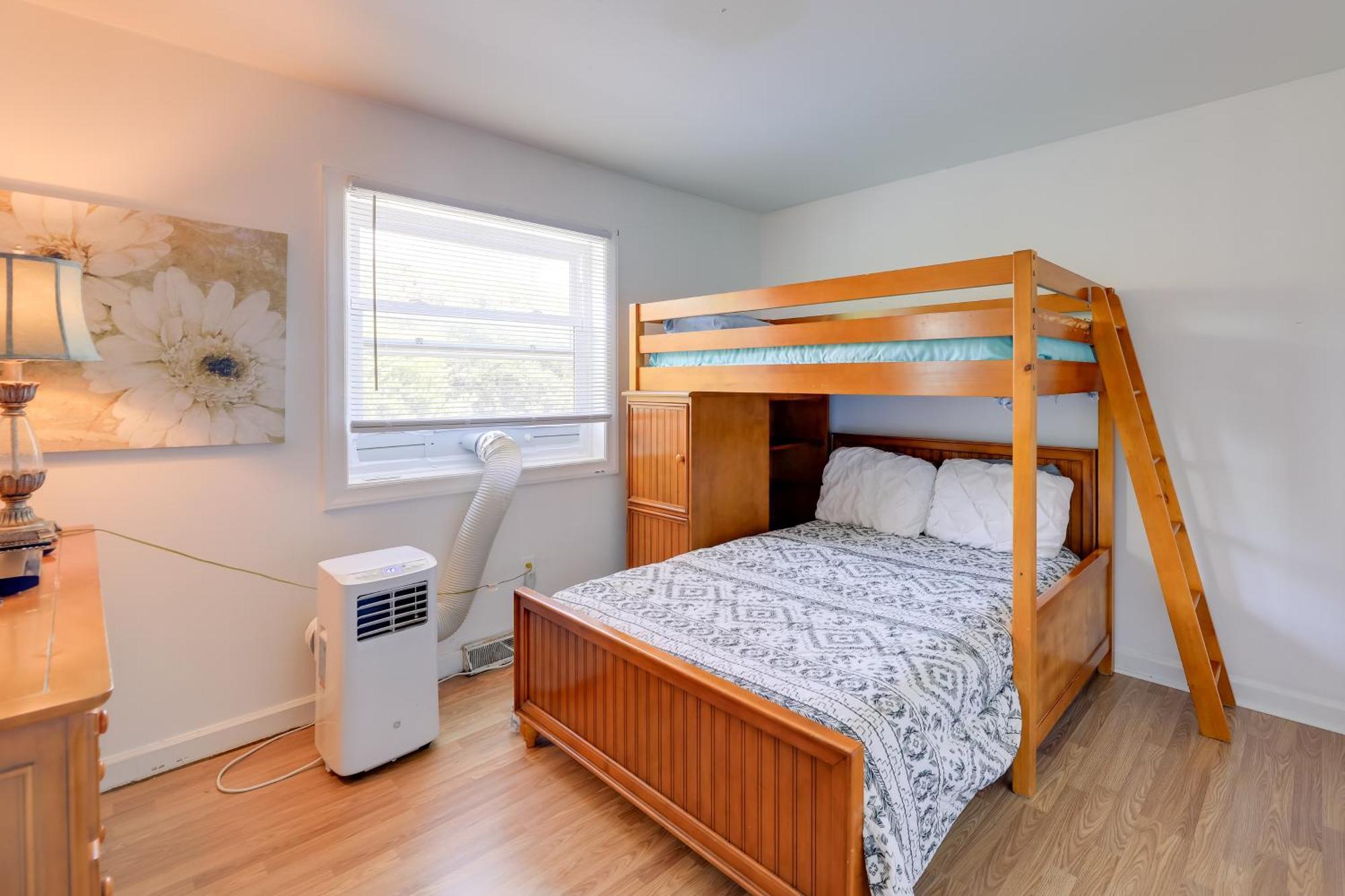 West Of The Moon Ocean Apt With Beach Access! Emerald Isle Extérieur photo
